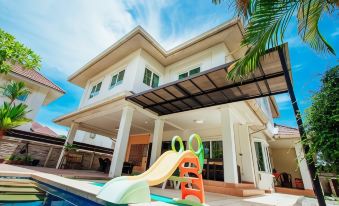 Private Residence Hosted by Sasithorn