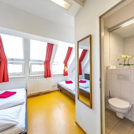 A&t Hotel & Hostel