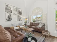 Best Location in Gilbert - Heated/Cooled Pool, 4 Bedroom 'Plus Top Rated! Hotels in Gilbert
