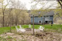 Spacious Farmhouse near Belleayre - Sleeps 14 - 4 stelle