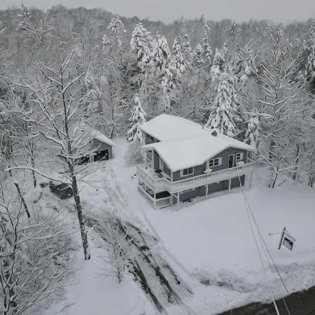 Cozy Modern Rustic Ski Lodge! 7BR - Sleeps 16