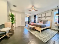 🌴 Resort-Style Pool 🌴 Walk to Beach 🏖️ 3 King Bedrooms 🕹️ Arcade Games - 3-Star