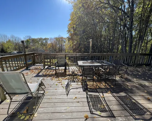 Bright, Large, Spacious Family Home Hotels in Keene