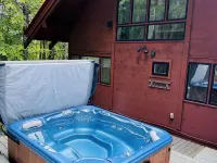 Charming 4-bedroom Ski house in Stratton with Shuttle or walk to slope. Hotels in Stratton Mountain