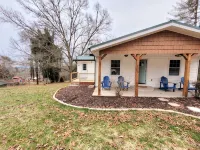 CHARMING COTTAGE LESS THAN 5 MILES TO DOWNTOWN BLUE RIDGE