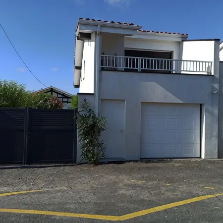 Charming 2-star apartment 200 m from the beach and shops