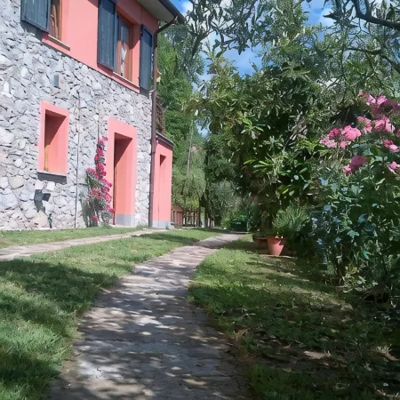 Prestigious Self Catering Holiday Villa For Rent in Barga, Lucca, Firenze,