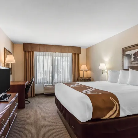 Comfort Inn & Suites