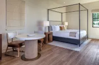 Duchamp Hotel Private Suites