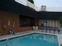 Comfort Inn & Suites Glen Mills - West Chester - Pools