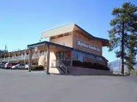 費拉格爾斯塔夫海蘭德鄉村旅館 索普公園附近的飯店