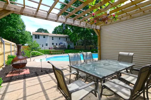 IN-GROUND POOL, Close to Beach/Vineyards, Wickford, Newport & Narragansett - Wifi