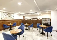 Saltstayz Select - 高爾夫球場路和第57區 - 早餐