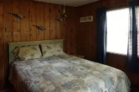 Feel of an "Up North" cottage with the convenience of in-town East Tawas