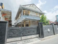 Bintang Khanida Syariah by ECommerceLoka - 2-Star