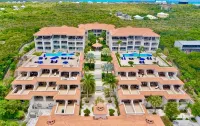 Modern Condo w/ resort amenities. Steps from Grace Bay Beach - 3-Star