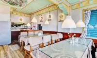 Dekeling Hotel