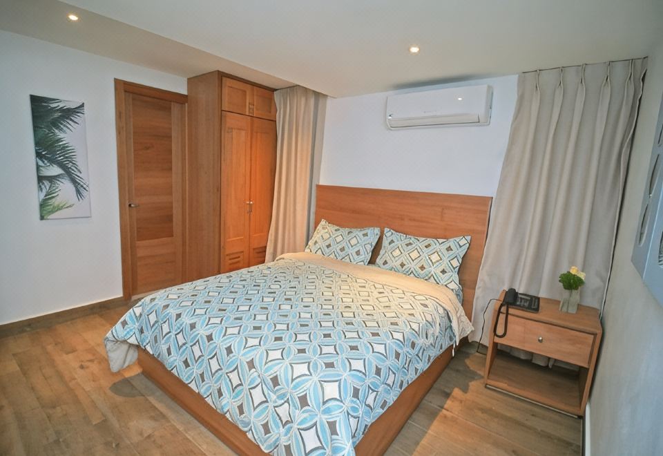 Palmetto Hotel - Housity