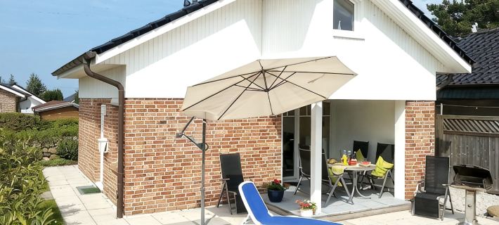 Vacation dream: 30m to the beach, sea view, sauna, whirlpool, 2 bedrooms just luxury Hotele w: Lubeck