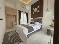 Adara Boutique Villa and Residence Malang - Homestays