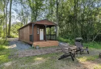 Seneca Hideaway/Romantic Getaway Cabin/Hot Tub - 4-Star
