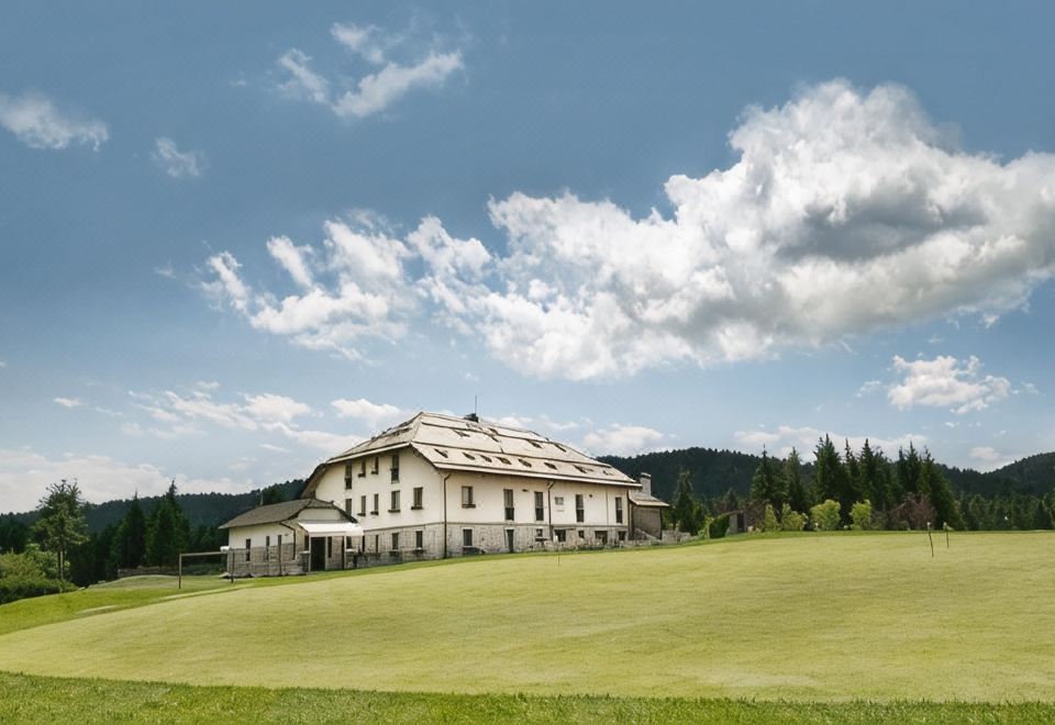 Meltar Boutique Hotel Golf & SPA - Housity