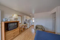 Sea Spray Motel