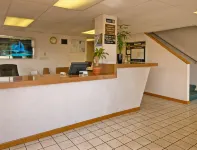 Super 8 by Wyndham Ashland - Motel