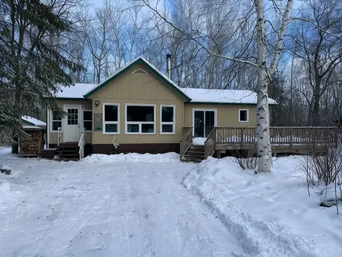 Cabin in Belair Properties - Homestays
