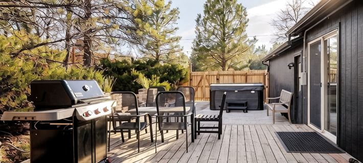 Wilderness Haven with Hot Tub in Franktown Ξενοδοχεία στην πόλη Douglas County