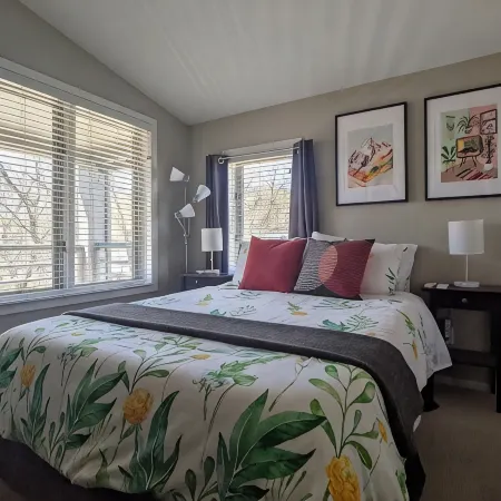 Downtown Creekside Retreat