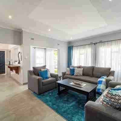 Perfect holiday home in Victoria Falls!! Others