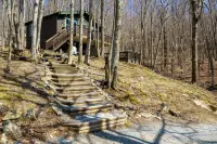 Charming Beech Mountain Chalet – 2BR + Loft - 5 Mins to Ski Slopes & Restaurants