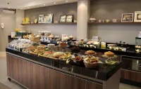 フロリダ モール & スイーツ - 朝食