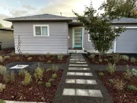 Cute & Cozy 2-Bedroom in SE Eugene - Bungalows