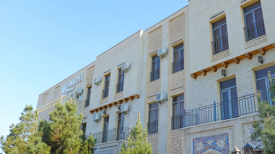 Dunyo Palace