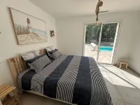 Lovely new air-conditioned villa with pool 3 bedrooms 3 bathrooms. - Wifi