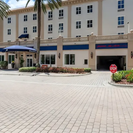 Hampton Inn & Suites St. Petersburg/Downtown