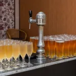 Meridian Plaza  Hotel - bar