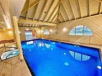 Holly Tree Hotel, Swimming Pool & Hot Tub Hotels in Appin