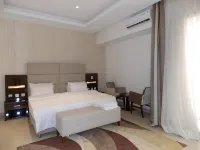 Full Moon Hotels - 4-Star