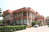 Red Bishop Tourist Resort