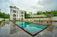 Goa Courtyard by the porto Arpora