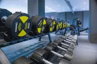 Rogers Hotel Manado - Gym