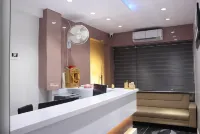 호텔 차르 인