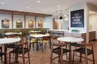 Fairfield by Marriott Inn & Suites Spartanburg Downtown - 3-Star