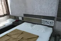 โรงแรมไซ สุรัจ พาเลซ - ห้องครัว