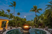 Islander Resort - Resorts