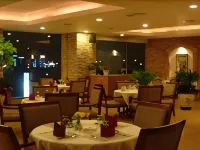 Hotel Ocean View Hotels near Deungyongsa