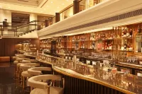 Taj Lands End - bar
